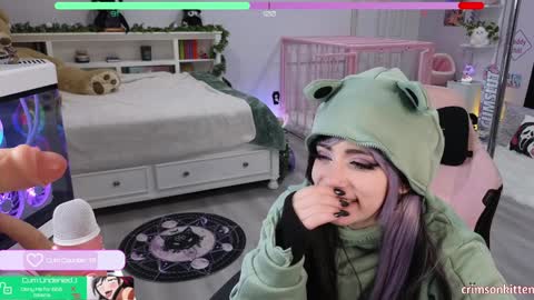 Crimson Kitten online show from January 16, 2025, 10:10 am