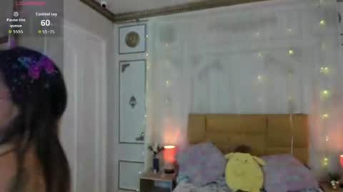 Snapshot of cris_milk chatting on July 27, 2026, 7:21 pm Cris Milk online show from July 27, 2026, 7:21 pm