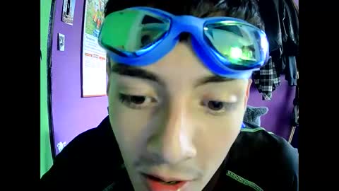 Snapshot of crisanto669 chatting on May 22, 2026, 10:15 pm Crisanto online show from May 22, 2026, 10:15 pm