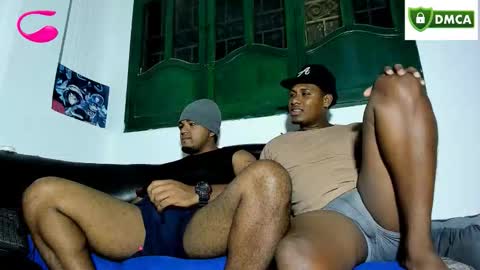 Snapshot of criss1964 chatting on October 10, 2025, 2:10 am yereimis y jaider online show from October 10, 2025, 2:10 am