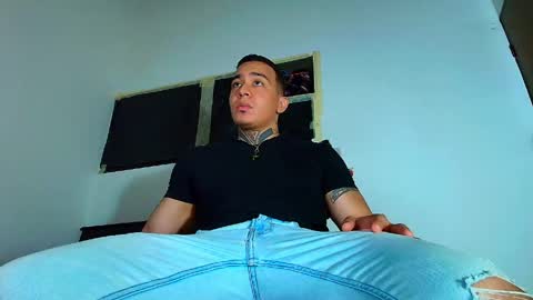 Cristopher online show from April 6, 2026, 12:08 am