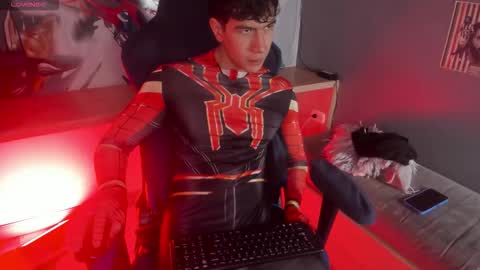 Snapshot of criss_adams chatting on February 2, 2026, 2:32 am Cris online show from February 2, 2026, 2:32 am