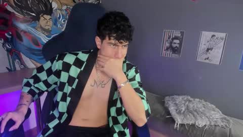 Snapshot of criss_adams chatting on February 5, 2026, 4:06 am Cris online show from February 5, 2026, 4:06 am