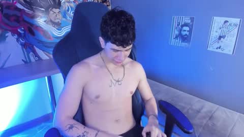 Snapshot of criss_adams chatting on March 3, 2026, 2:39 am Cris online show from March 3, 2026, 2:39 am