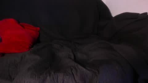 criss_zuri online show from July 28, 2026, 4:39 pm