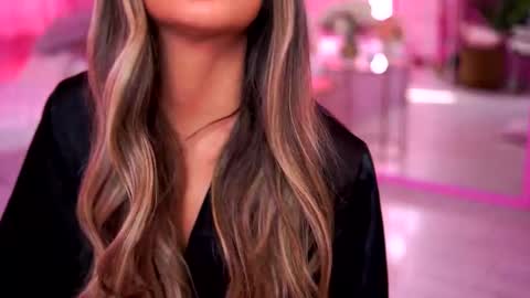 Crissy online show from February 26, 2026, 10:25 am