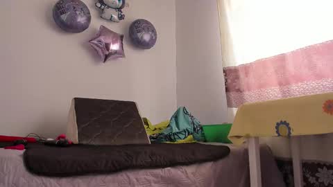 Cristal online show from October 20, 2025, 6:52 pm