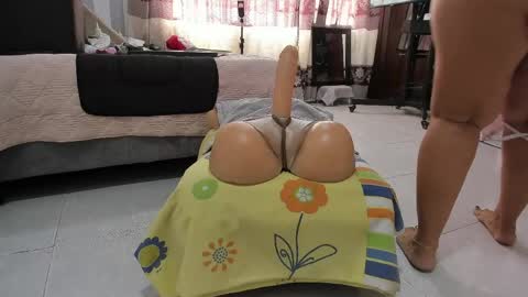 Snapshot of cristal_18xxx chatting on May 20, 2026, 2:34 pm Cristal online show from May 20, 2026, 2:34 pm
