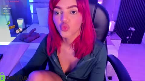 Snapshot of cristal__adams chatting on October 3, 2025, 1:08 pm cristal__adams online show from October 3, 2025, 1:08 pm