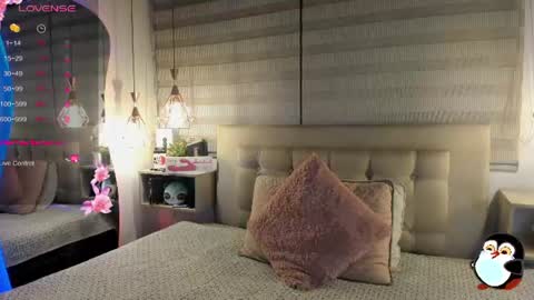 Snapshot of cristal__hot_1 chatting on June 13, 2026, 4:43 am Cristal online show from June 13, 2026, 4:43 am