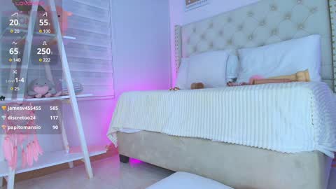 Cristal  online show from January 8, 2025, 3:29 am