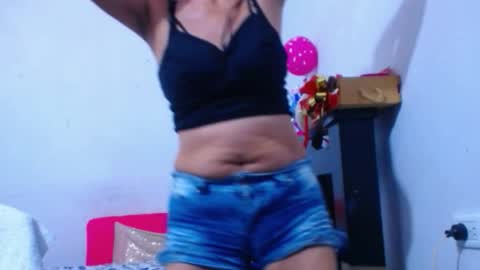 Snapshot of cristal_collins1 chatting on February 22, 2025, 9:23 am cristal_collins1 online show from February 22, 2025, 9:23 am