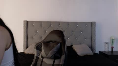Snapshot of cristal_hilton_10 chatting on June 6, 2026, 12:10 pm Alejandra from Wednesday to Saturday from 1000 pm to 400 am Colombian hour online show from June 6, 2026, 12:10 pm