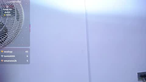 Snapshot of cristal_horny19 chatting on February 3, 2026, 6:40 am Milena online show from February 3, 2026, 6:40 am