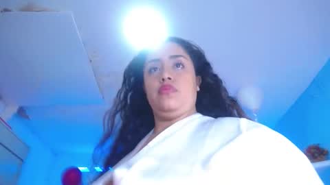 Snapshot of cristal_horny19 chatting on February 15, 2026, 7:51 am Milena online show from February 15, 2026, 7:51 am