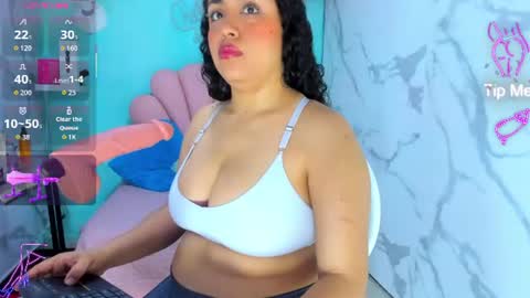 Snapshot of cristal_horny19 chatting on July 23, 2026, 3:15 am Milena online show from July 23, 2026, 3:15 am