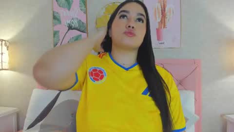 cristal online show from July 7, 2026, 7:18 pm