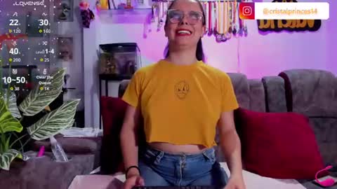 Cristal online show from July 11, 2026, 4:04 am