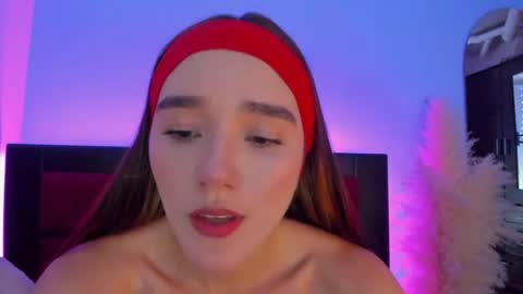 cristal_t2 online show from July 28, 2026, 7:39 pm