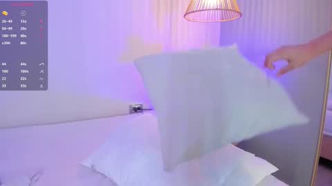 Snapshot of cristalfoxy_ chatting on November 26, 2025, 8:21 pm cristalfoxy_ online show from November 26, 2025, 8:21 pm