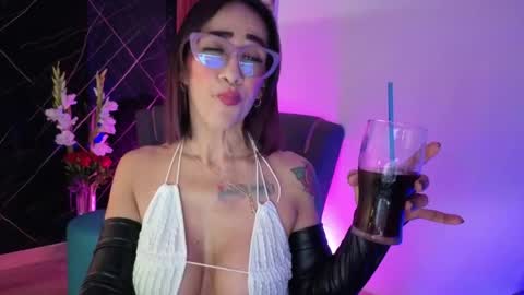 Snapshot of cristallmiller_ chatting on May 18, 2026, 2:45 pm cristal miller online show from May 18, 2026, 2:45 pm