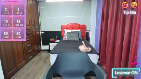 Snapshot of cristalmillf chatting on February 3, 2025, 7:10 pm CRISTAL MILF online show from February 3, 2025, 7:10 pm