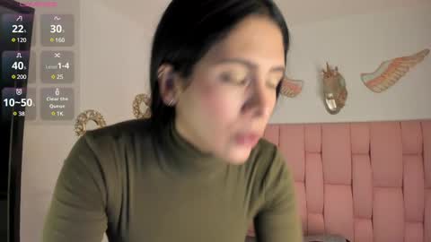 cristal online show from January 15, 2025, 2:27 am