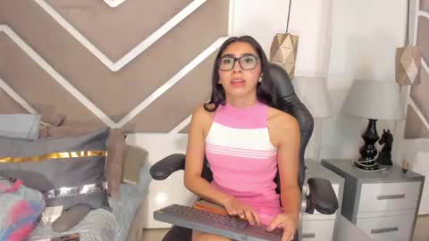 Snapshot of cristalscoot chatting on May 21, 2026, 9:22 pm Cristal online show from May 21, 2026, 9:22 pm