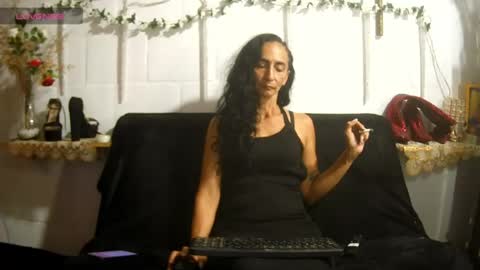 Snapshot of cristalvelvet chatting on July 26, 2026, 11:06 am online show from July 26, 2026, 11:06 am