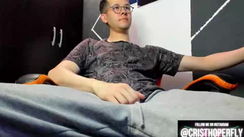 Cris  Independent model online show from November 3, 2025, 7:04 pm