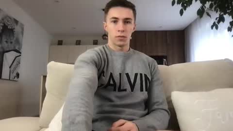 Snapshot of cristianovilla chatting on December 10, 2024, 9:23 am CristianoHailey online show from December 10, 2024, 9:23 am