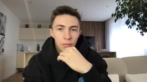 Snapshot of cristianovilla chatting on December 15, 2024, 8:41 am CristianoHailey online show from December 15, 2024, 8:41 am