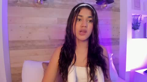 Snapshot of cristin_collins chatting on June 27, 2026, 2:49 am C R I S T I N online show from June 27, 2026, 2:49 am