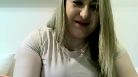 Snapshot of cristina20021991 chatting on January 3, 2025, 11:23 pm cristina20021991 online show from January 3, 2025, 11:23 pm