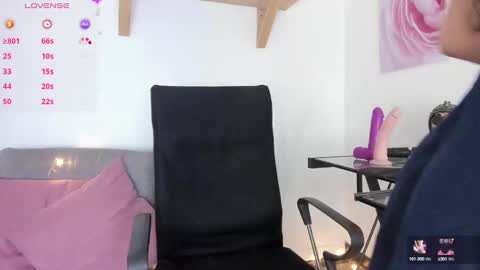 Snapshot of cristina_fernando chatting on February 20, 2025, 8:58 pm soycriss online show from February 20, 2025, 8:58 pm