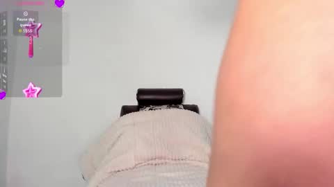 Snapshot of cristina_fernando chatting on October 11, 2025, 11:36 pm soycriss online show from October 11, 2025, 11:36 pm