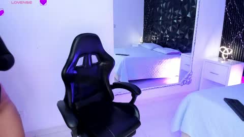 CristineRain online show from April 16, 2026, 4:35 am