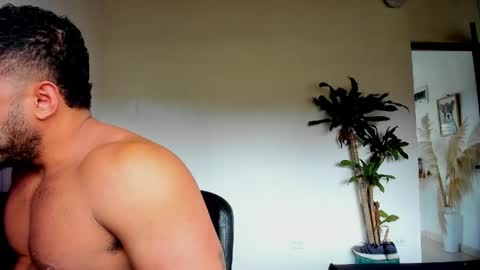 Snapshot of cristobal12cock chatting on May 5, 2026, 4:59 pm Cristian online show from May 5, 2026, 4:59 pm