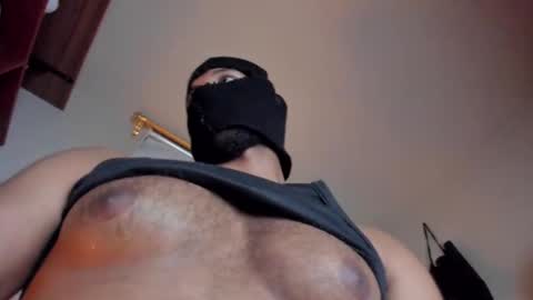 Criston online show from October 18, 2025, 5:32 am