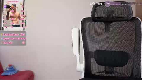 Snapshot of cristopher23_ chatting on April 19, 2026, 6:10 pm cristopher23 online show from April 19, 2026, 6:10 pm