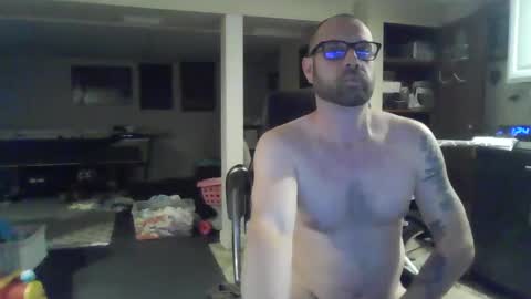 Snapshot of crm400 chatting on May 8, 2026, 5:24 am billybasement online show from May 8, 2026, 5:24 am