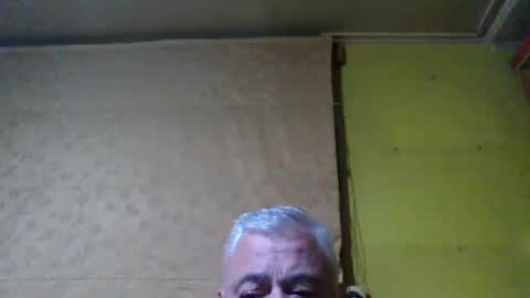 Snapshot of crmperez chatting on September 17, 2025, 1:29 am crmperez online show from September 17, 2025, 1:29 am