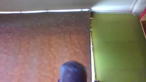 Snapshot of crmperez chatting on November 28, 2025, 4:42 pm crmperez online show from November 28, 2025, 4:42 pm