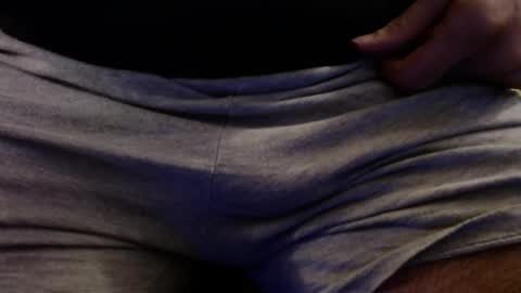 Snapshot of crocken_bisc chatting on November 3, 2025, 4:52 pm crocken_bisc online show from November 3, 2025, 4:52 pm