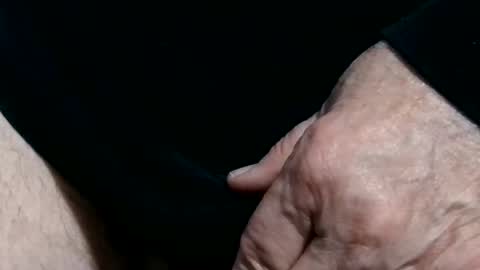 crockerbear11 online show from March 6, 2026, 4:47 pm