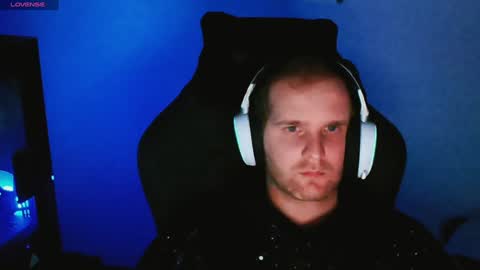 Snapshot of croissant911 chatting on January 5, 2025, 11:33 pm Anderson online show from January 5, 2025, 11:33 pm