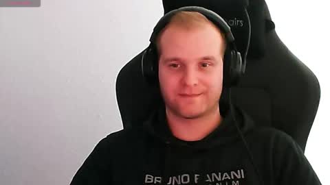 Snapshot of croissant911 chatting on October 1, 2025, 11:49 am Anderson online show from October 1, 2025, 11:49 am