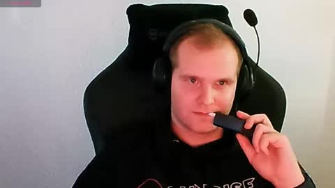 Snapshot of croissant911 chatting on October 9, 2025, 6:55 am Anderson online show from October 9, 2025, 6:55 am