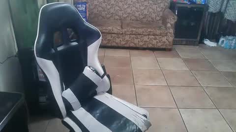 Snapshot of crossdressernola504 chatting on February 11, 2025, 1:30 pm crossdressernola504 online show from February 11, 2025, 1:30 pm