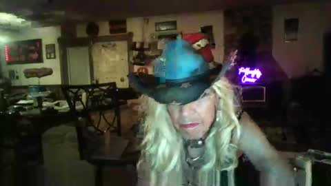 crossdrsr1 online show from September 20, 2025, 3:29 am